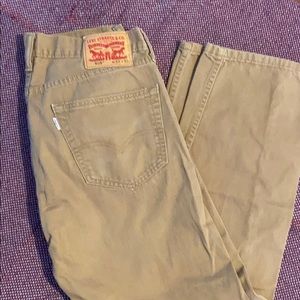 Levi’s khakis 505